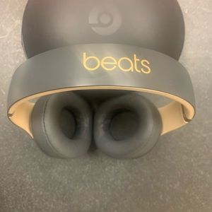 Beats Studio3 Headphones Midnight Black